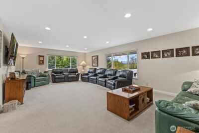 17151 SE Petrovitsky Road , Renton, WA 98058 - Photo 5