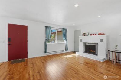 22219 66th Avenue W, Mountlake Terrace, WA 98043 - Photo 3