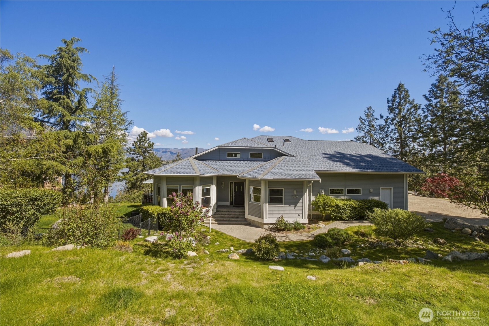 7420 Navarre Drive , Chelan, WA 98816