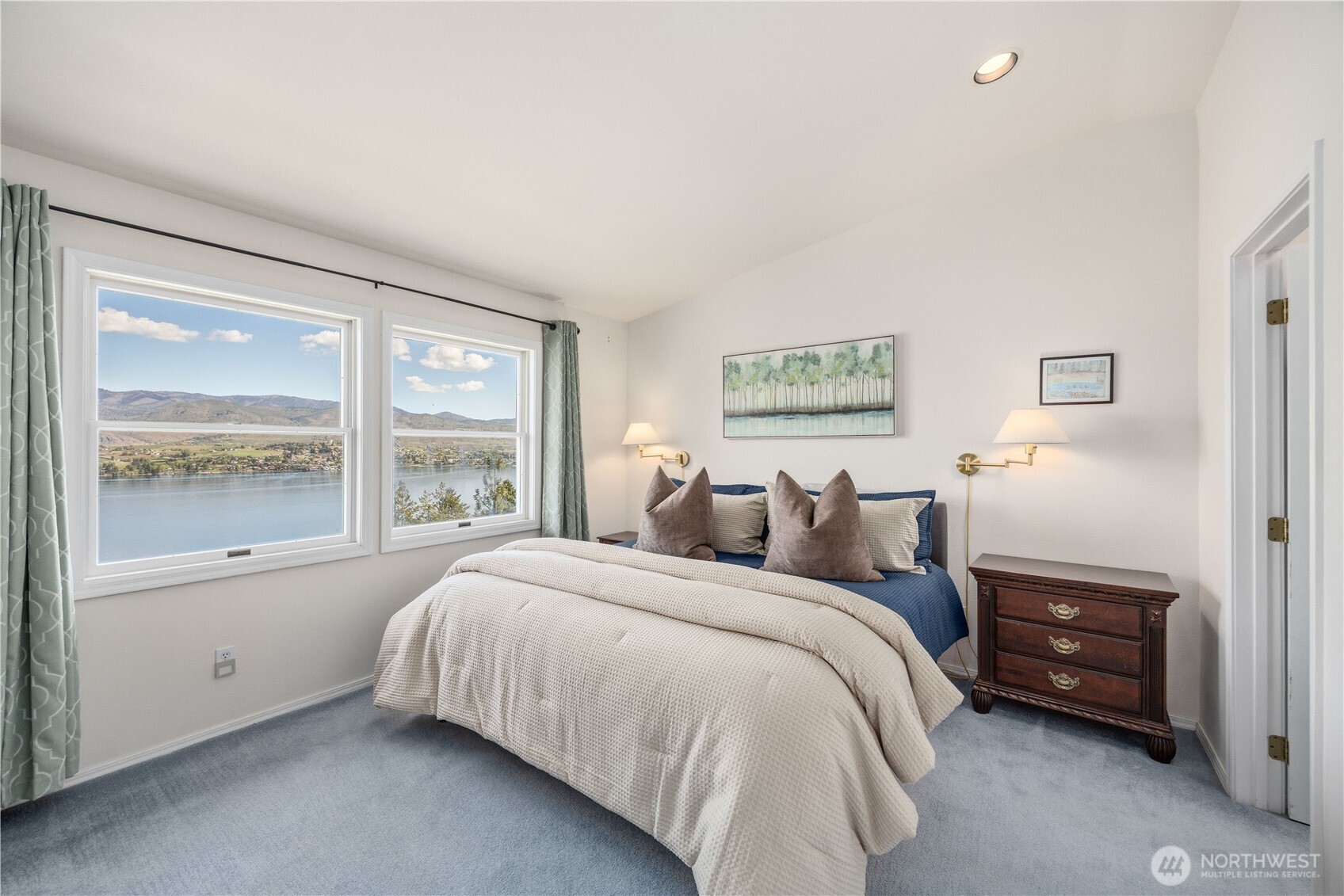 7420 Navarre Drive , Chelan, WA 98816
