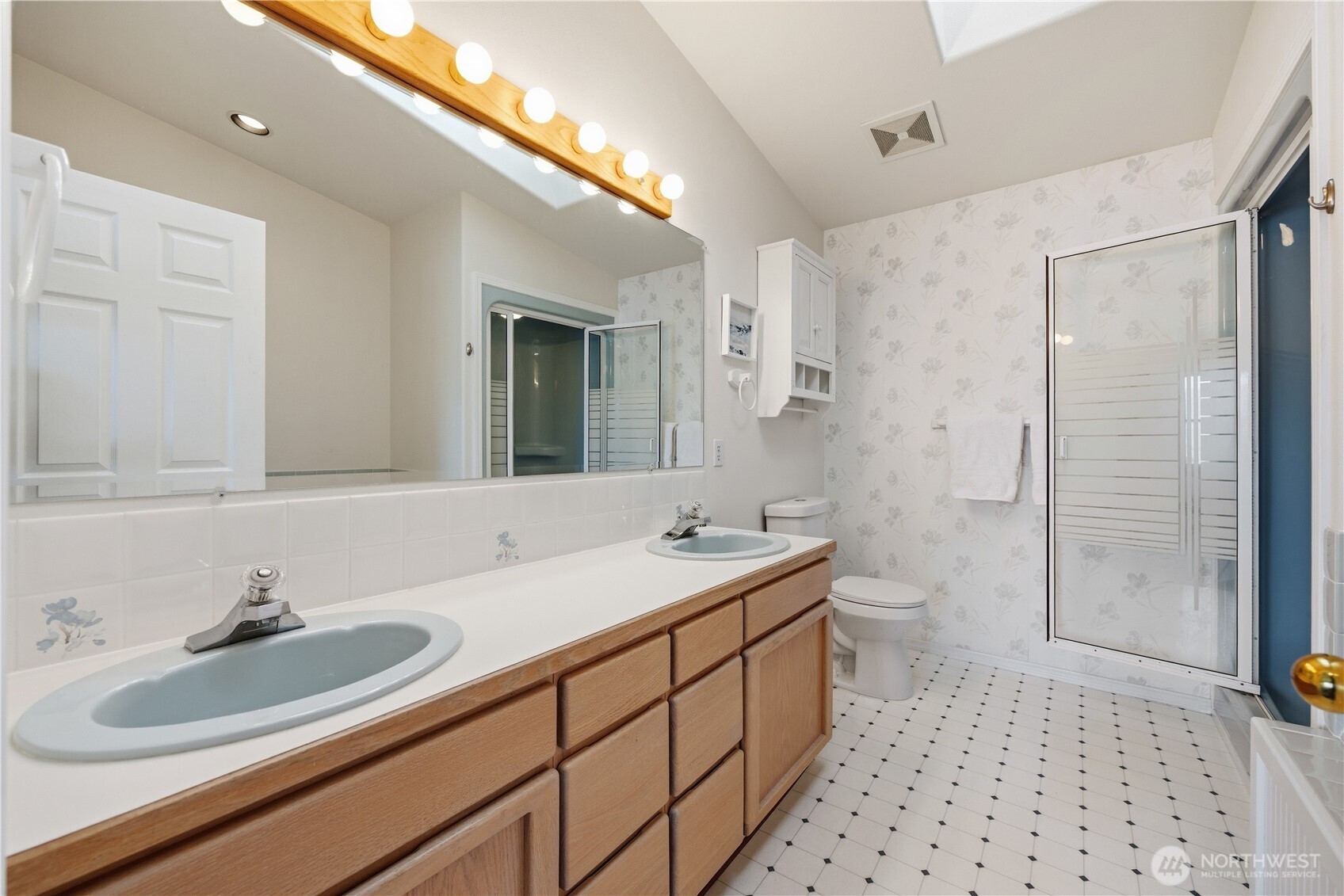 7420 Navarre Drive , Chelan, WA 98816