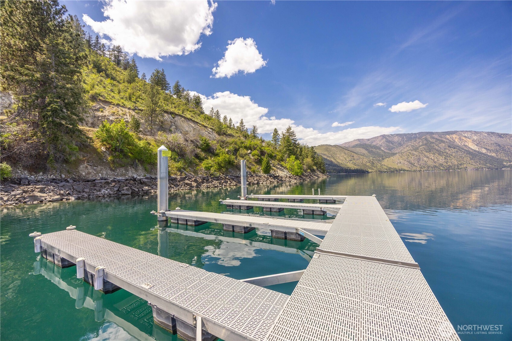 7420 Navarre Drive , Chelan, WA 98816