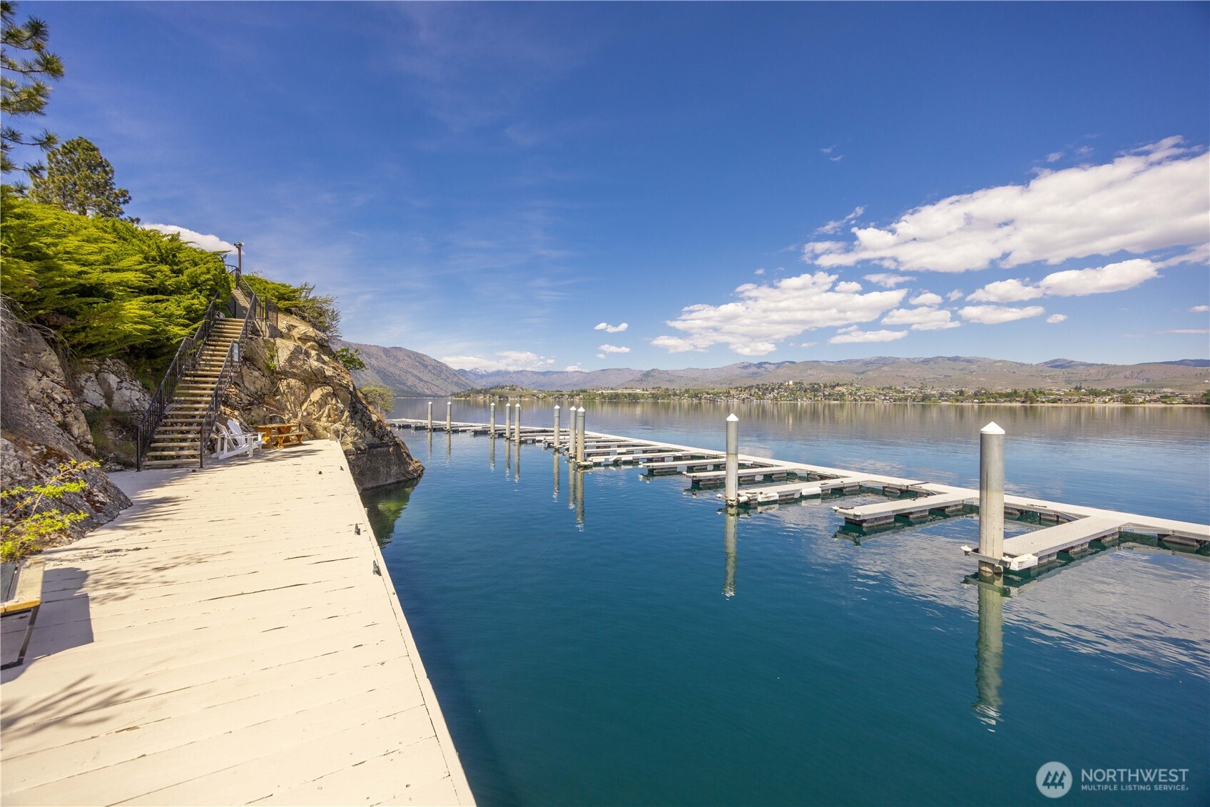 7420 Navarre Drive , Chelan, WA 98816
