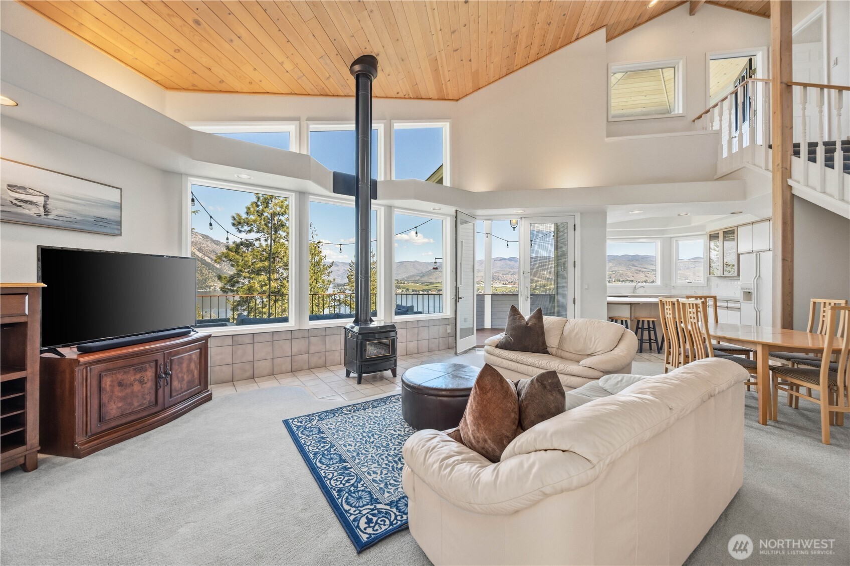 7420 Navarre Drive , Chelan, WA 98816