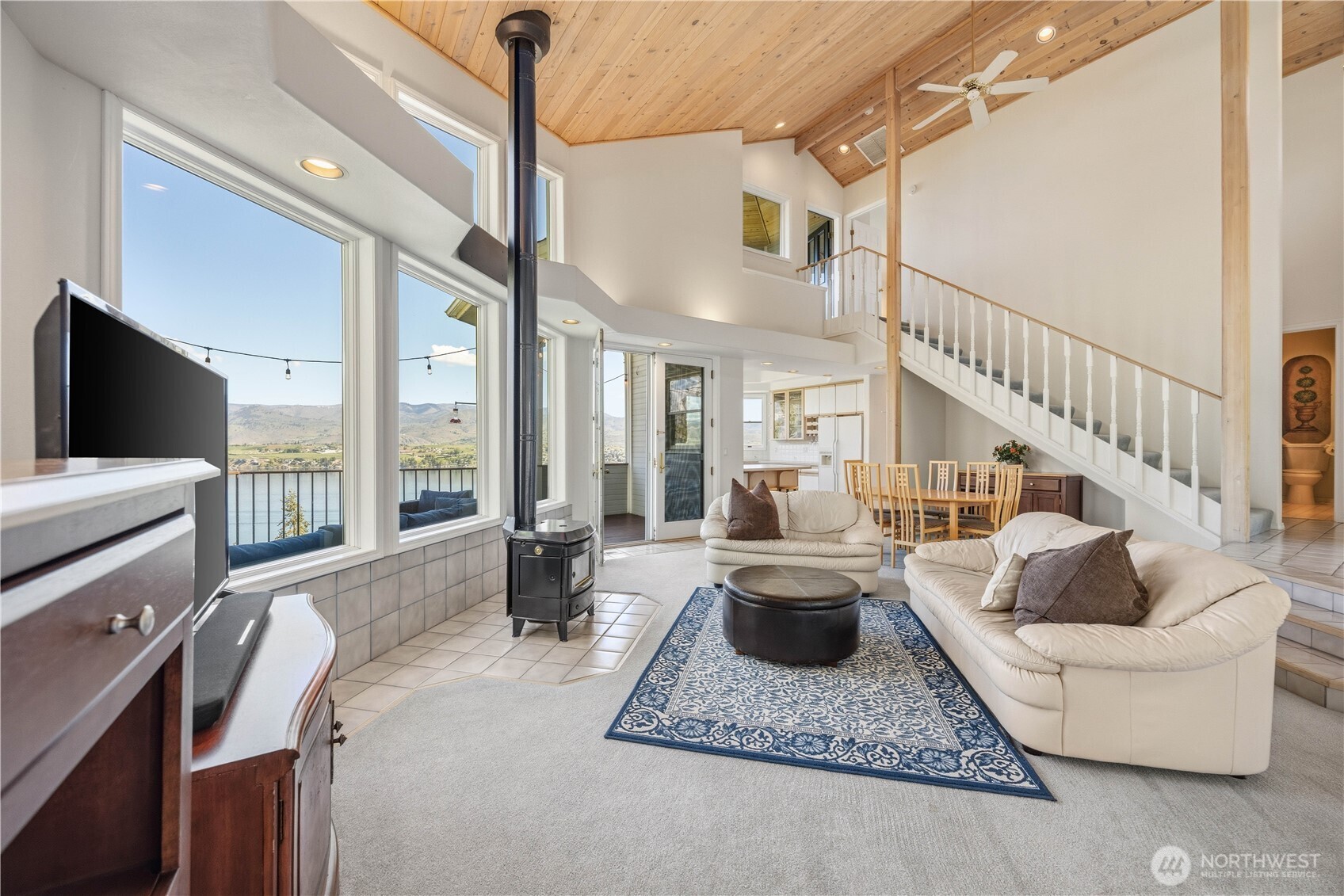 7420 Navarre Drive , Chelan, WA 98816