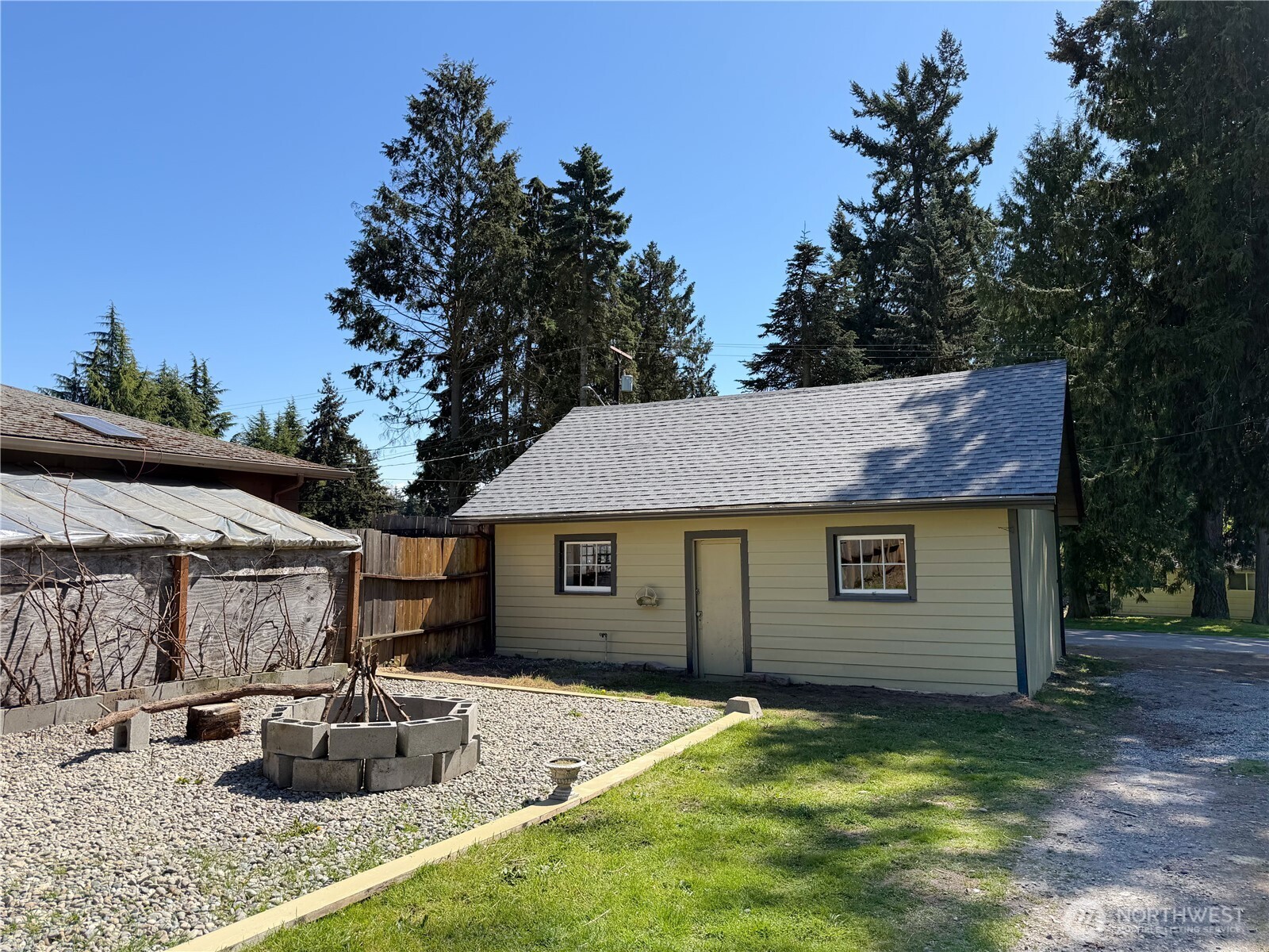 22024 Military Rd S, SeaTac, WA 98198