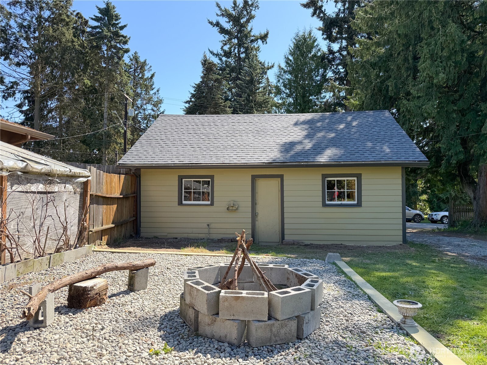 22024 Military Rd S, SeaTac, WA 98198