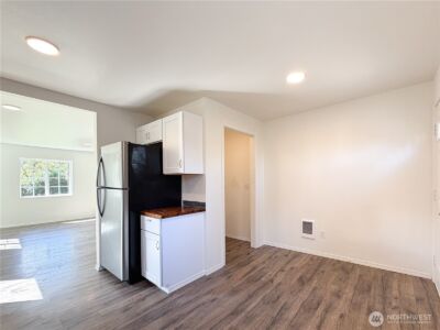 22024 Military Rd S, SeaTac, WA 98198 - Photo 6
