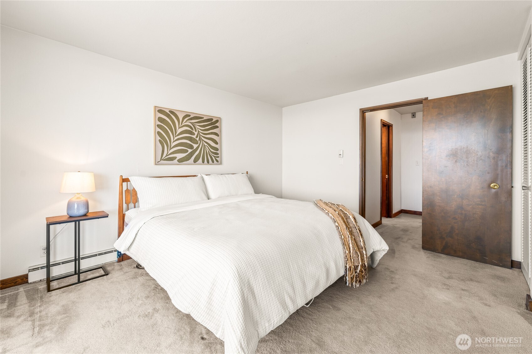 521 5th Avenue W #602, Seattle, WA 98119