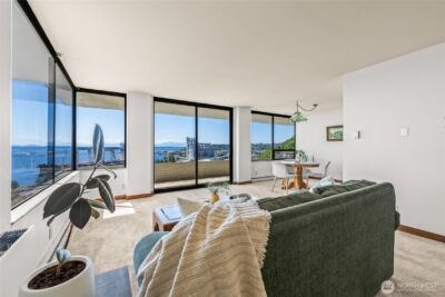 521 5th Avenue W #602, Seattle, WA 98119 - Photo 2