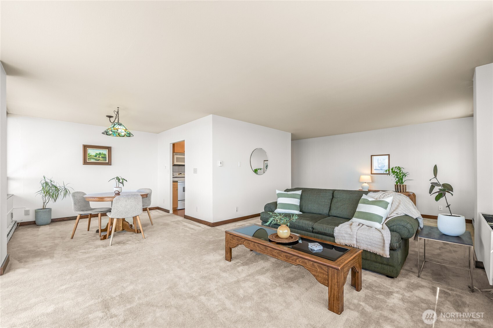 521 5th Avenue W #602, Seattle, WA 98119