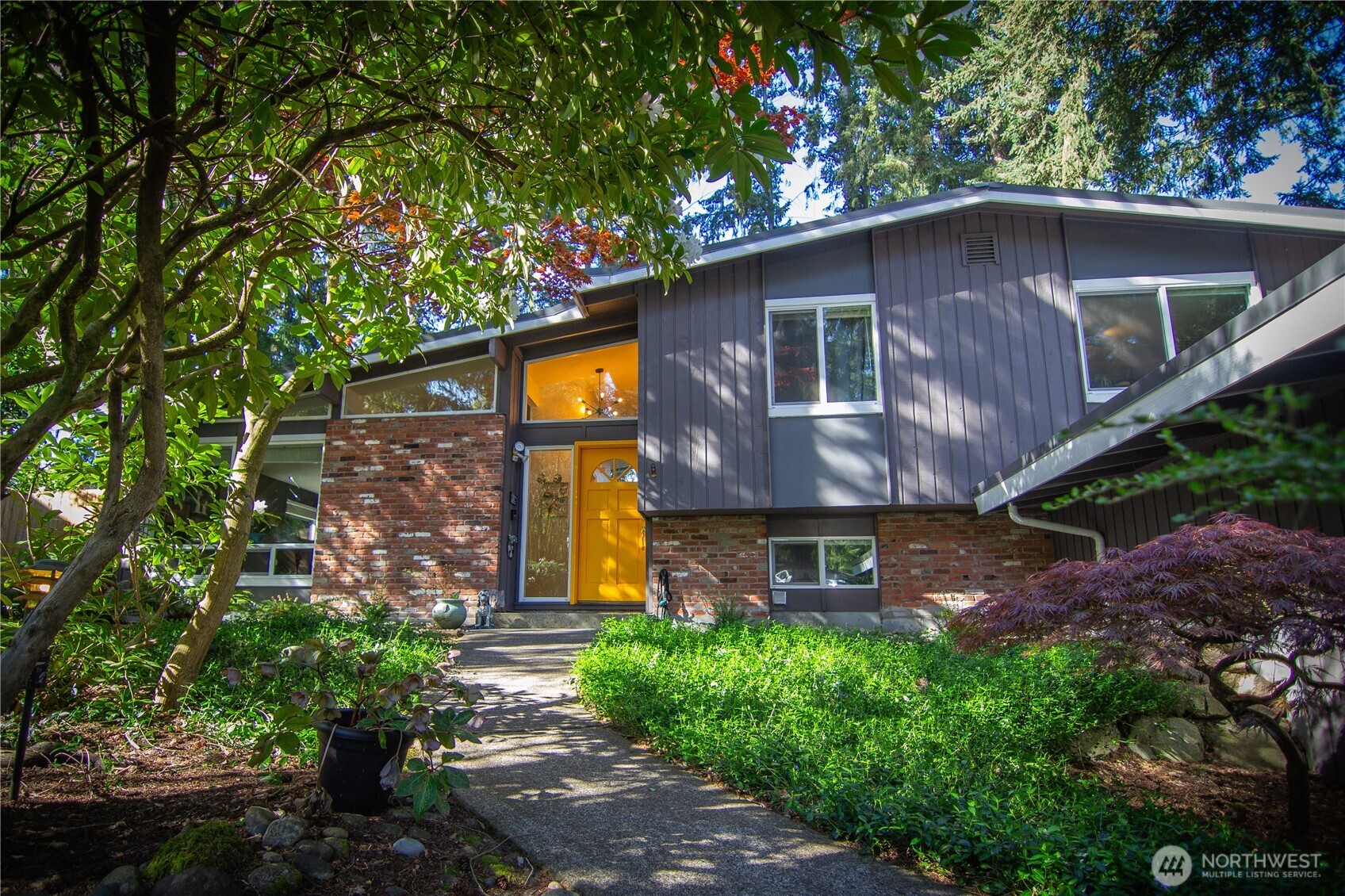 4616 62nd Avenue W, University Place, WA 98466