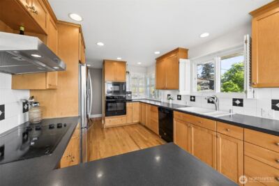20811 8th Ave S, Des Moines, WA 98198-3246 - Photo 5