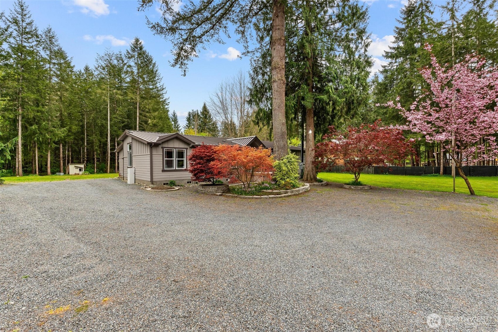 4915 Schwarzmiller Road , Lake Stevens, WA 98258