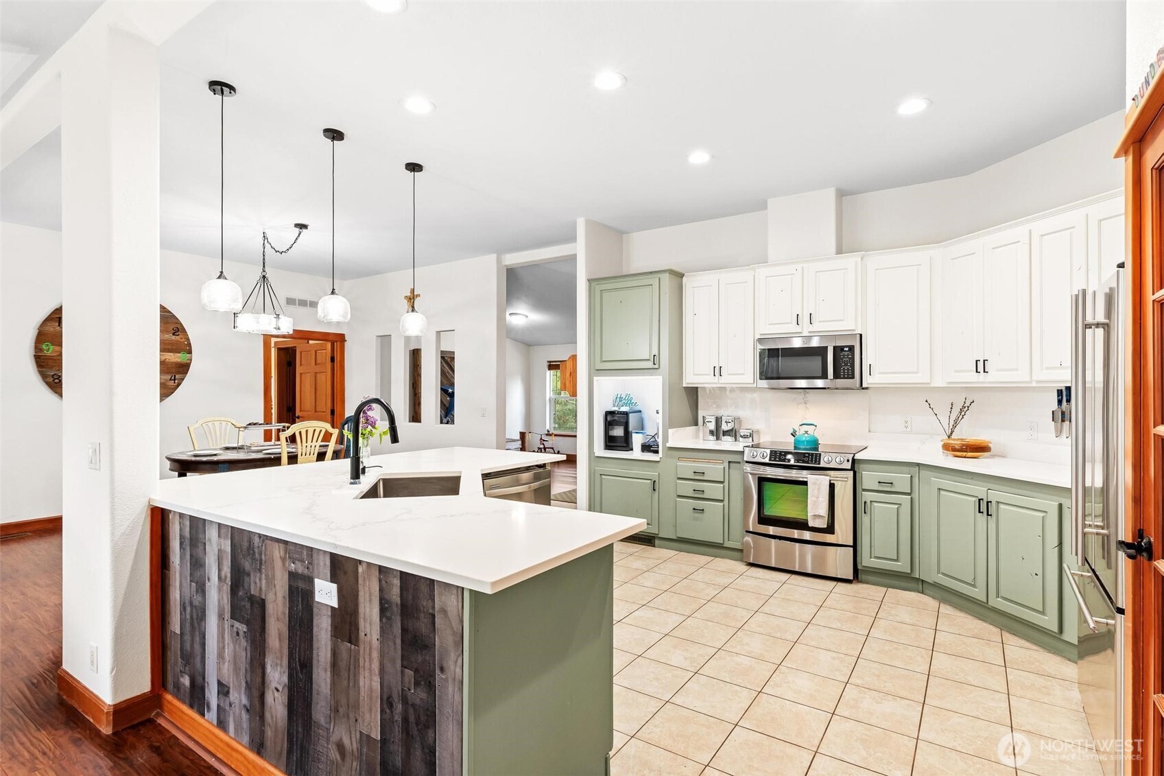 4915 Schwarzmiller Road , Lake Stevens, WA 98258