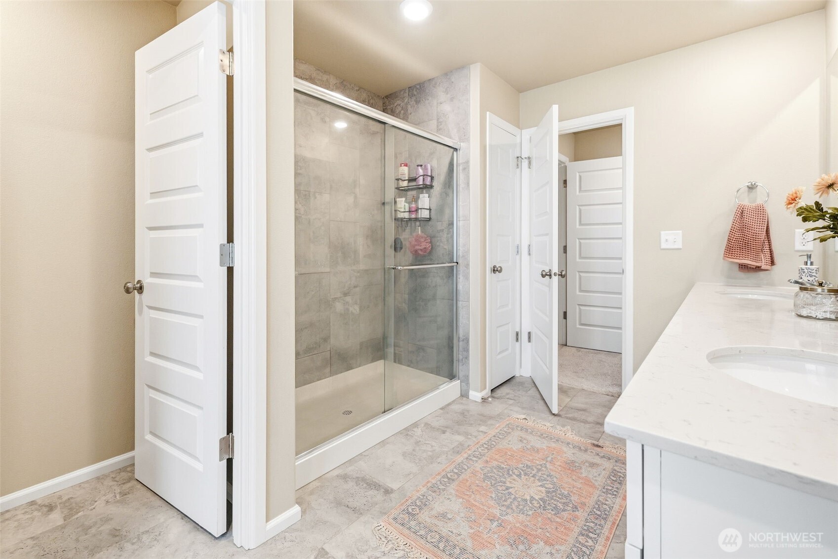 1227 Baker Heights Loop , Bremerton, WA 98312