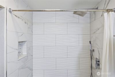 11630 NE 70th Place #Unit D, Kirkland, WA 98033-8400 - Photo 14