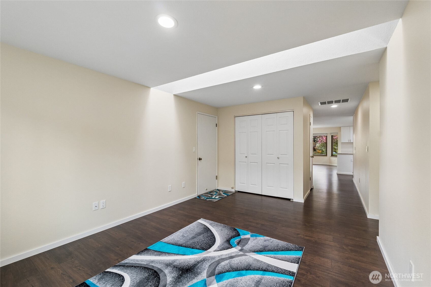 923 S 244th Place , Des Moines, WA 98198