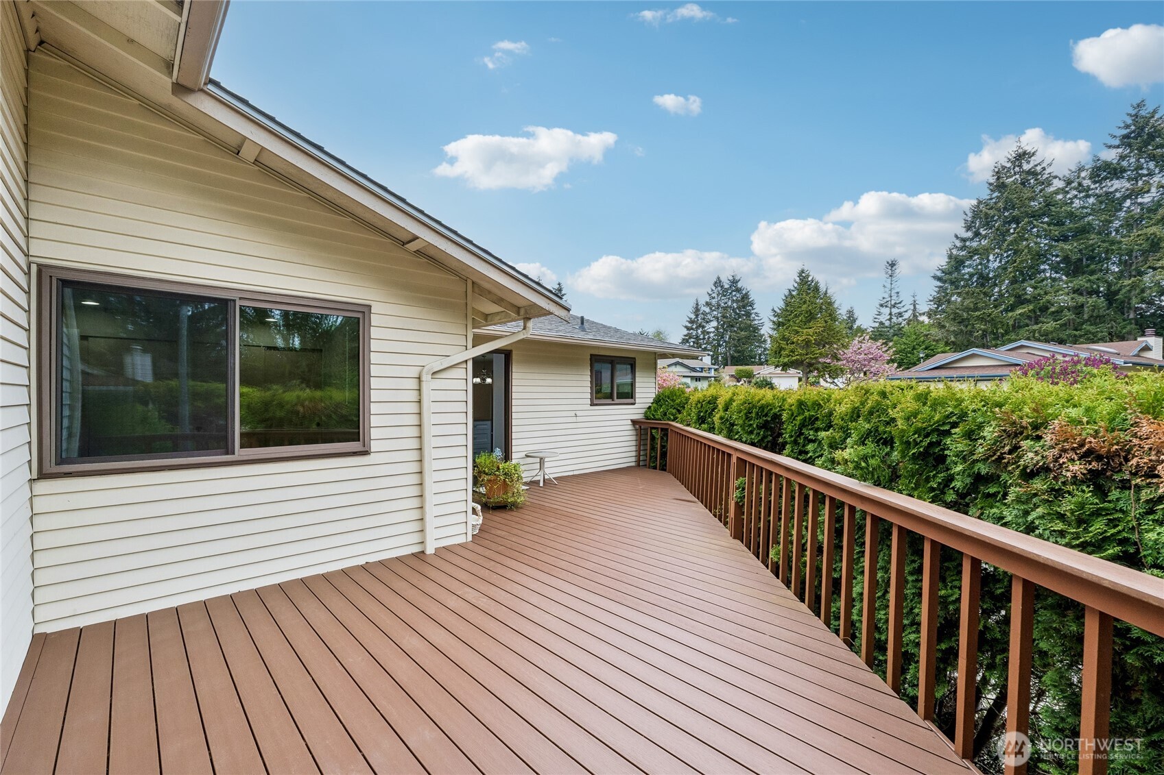 923 S 244th Place , Des Moines, WA 98198