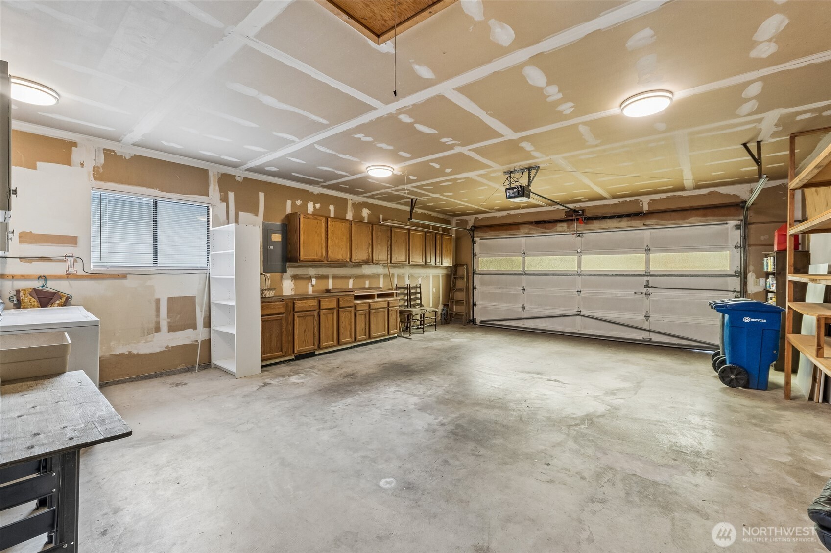 923 S 244th Place , Des Moines, WA 98198