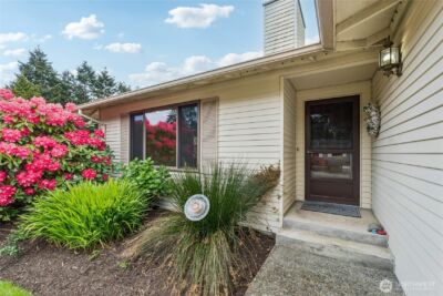 923 S 244th Place , Des Moines, WA 98198 - Photo 3