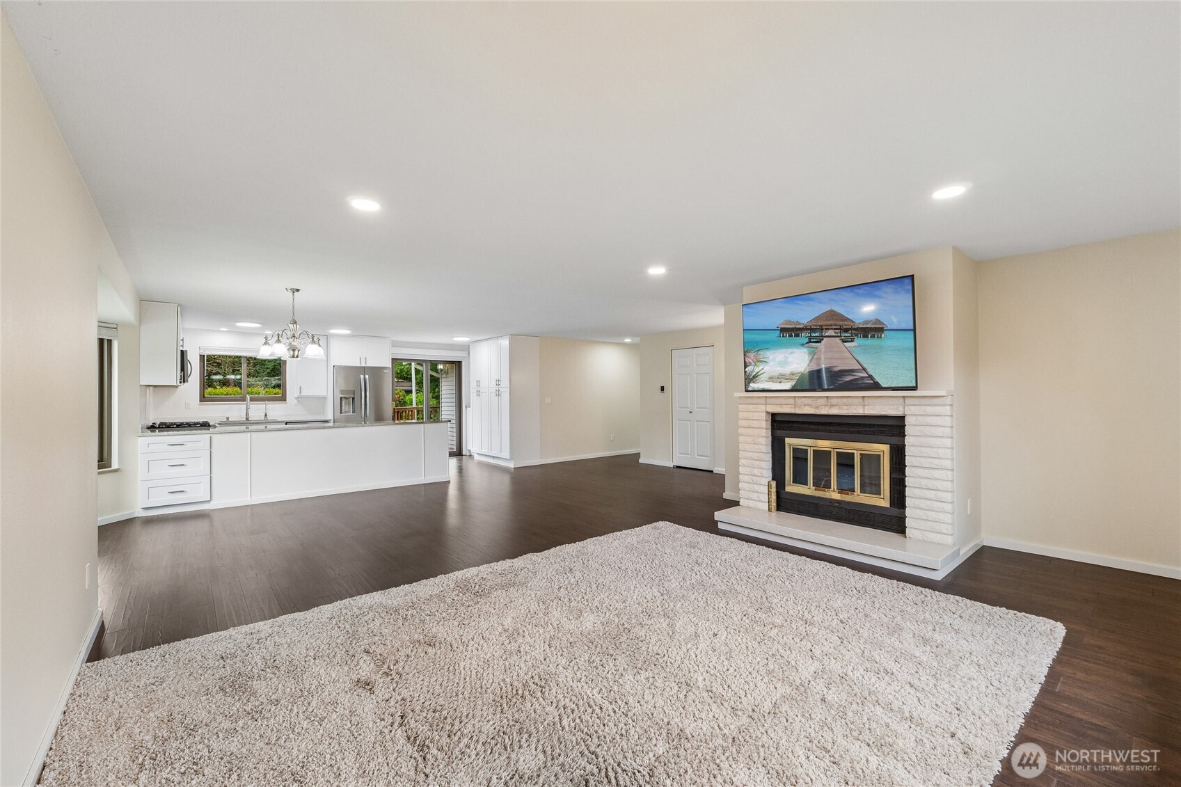 923 S 244th Place , Des Moines, WA 98198