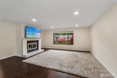 923 S 244th Place , Des Moines, WA 98198 - Photo 6