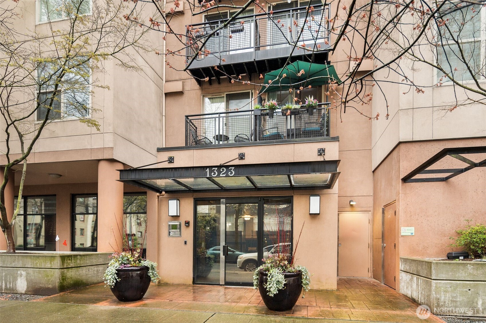 1323 Boren Avenue #615, Seattle, WA 98101-3715