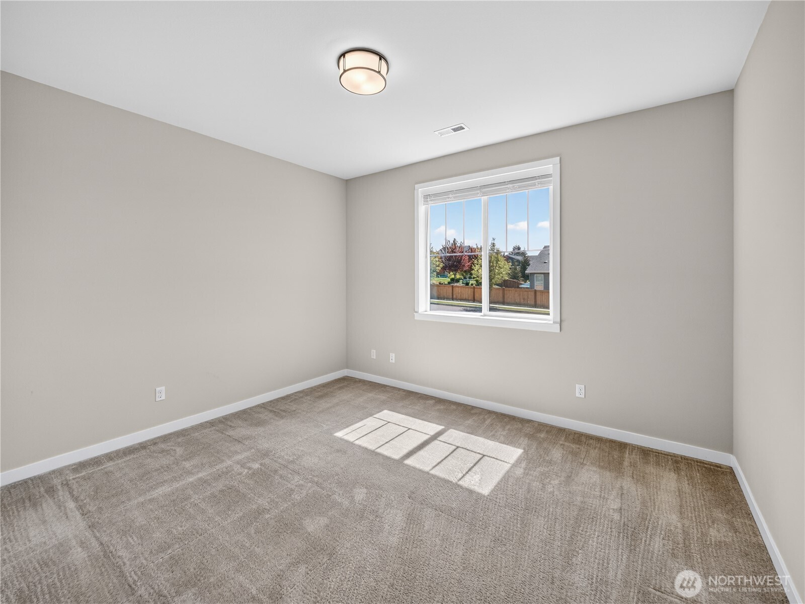 3373 Fisk Avenue , Enumclaw, WA 98022