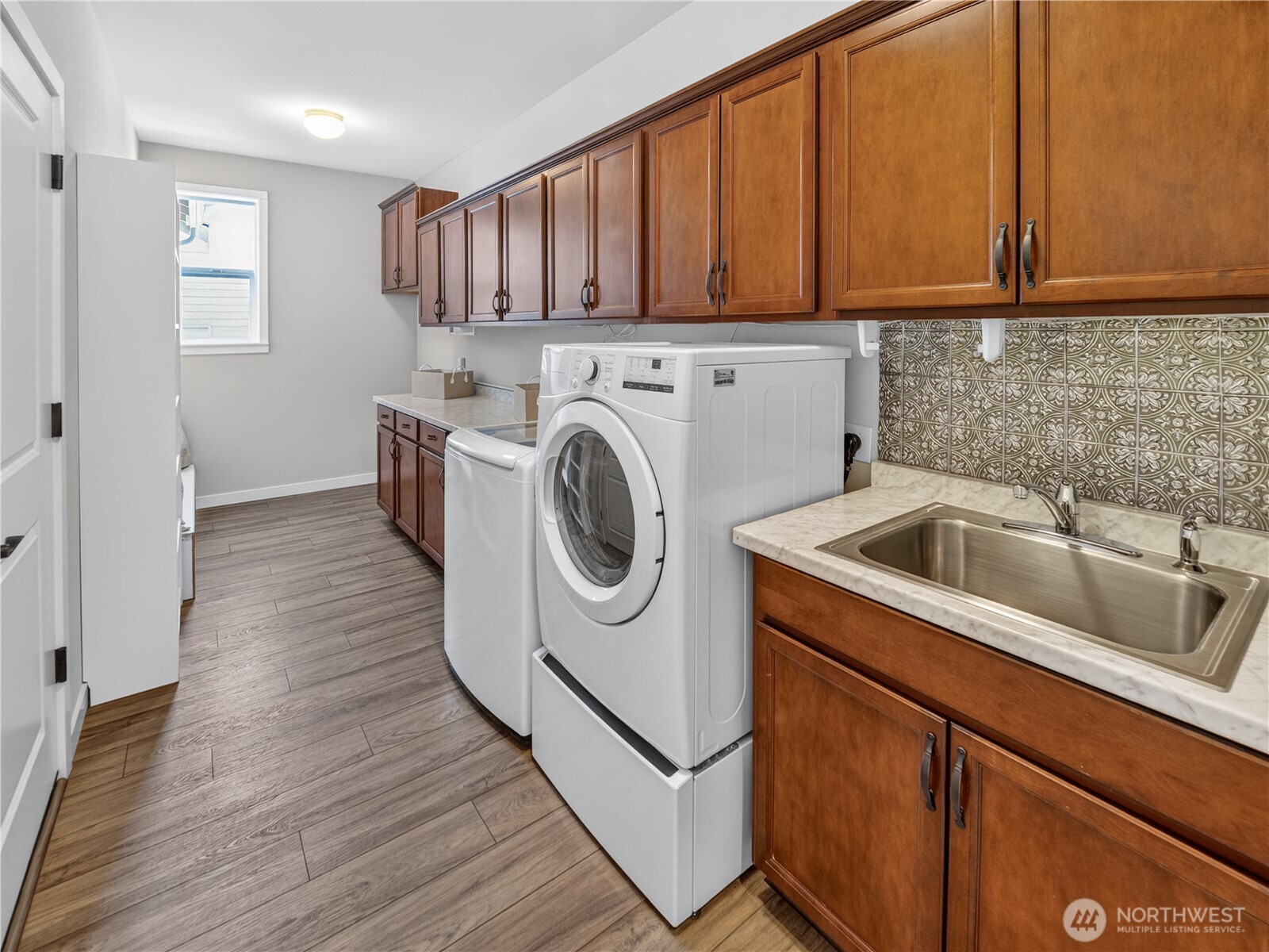 3373 Fisk Avenue , Enumclaw, WA 98022