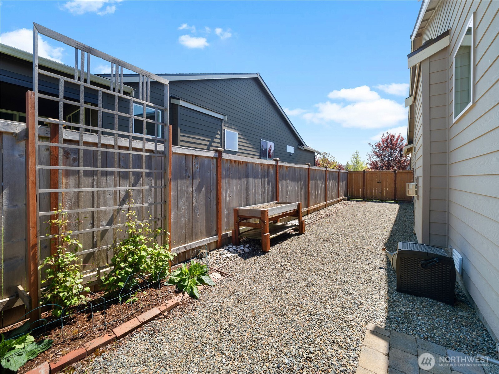 3373 Fisk Avenue , Enumclaw, WA 98022