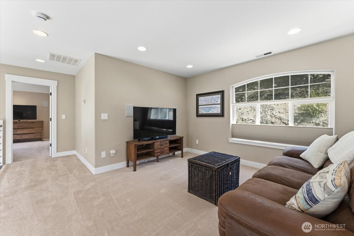 96 Clearwater Lane , Manson, WA 98831