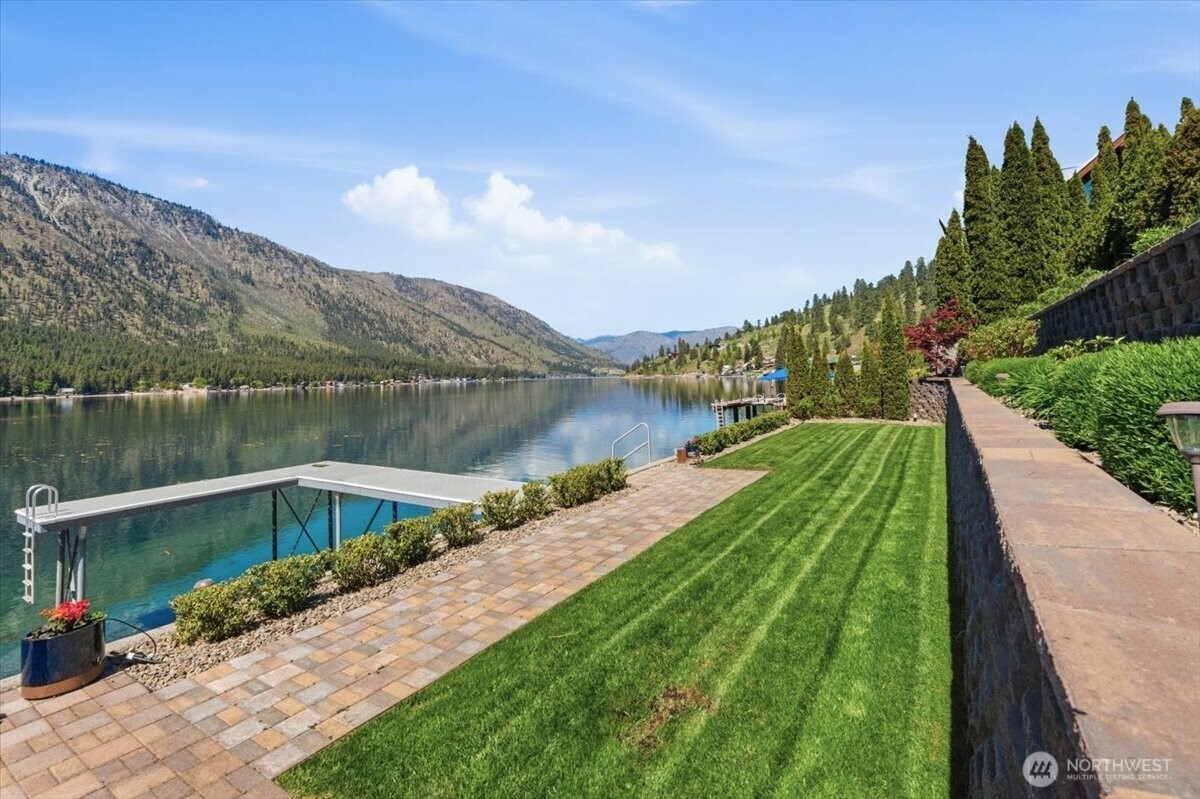 96 Clearwater Lane , Manson, WA 98831