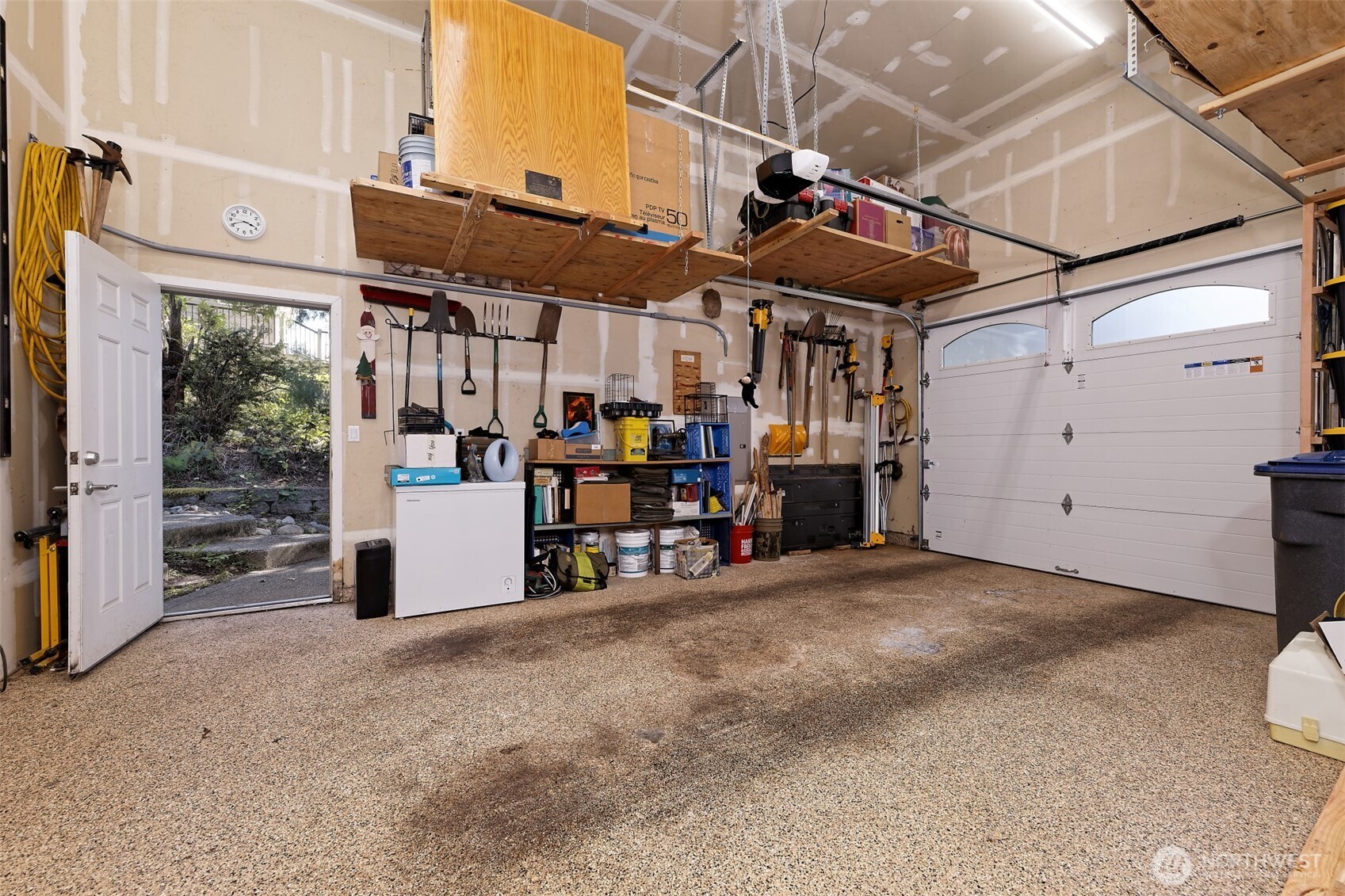 1171 E Old Ranch Road , Allyn, WA 98524
