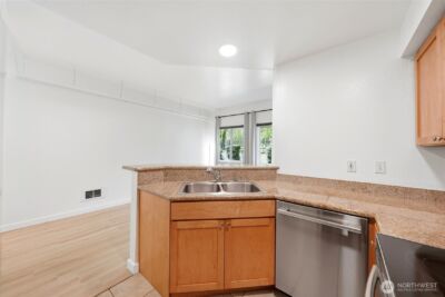 300 10th Avenue #A110, Seattle, WA 98122-7707 - Photo 11