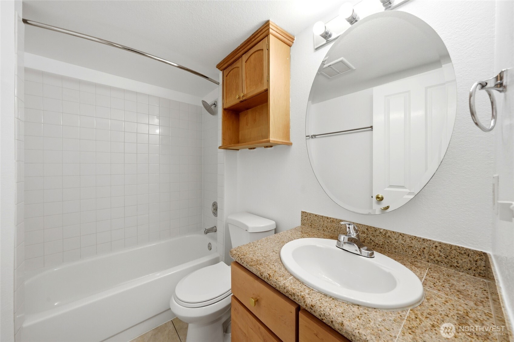 300 10th Avenue #A110, Seattle, WA 98122-7707