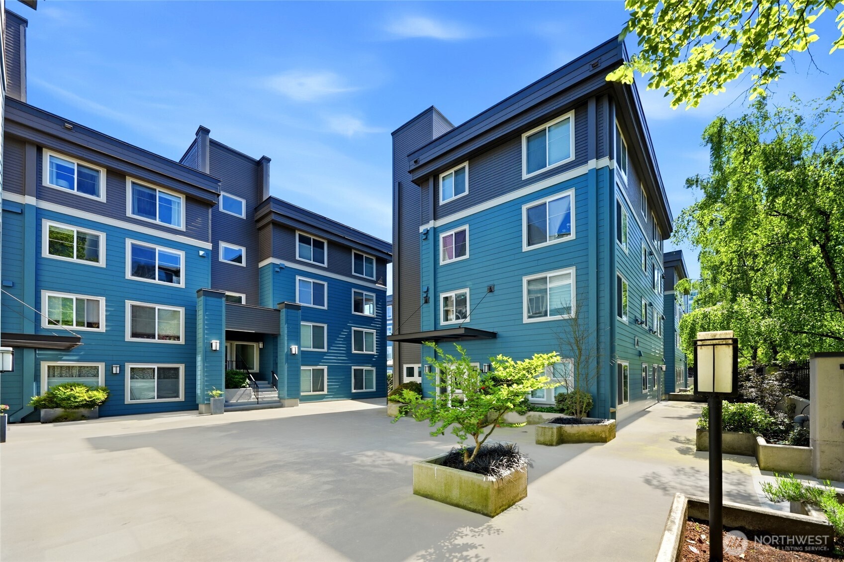 300 10th Avenue #A110, Seattle, WA 98122-7707