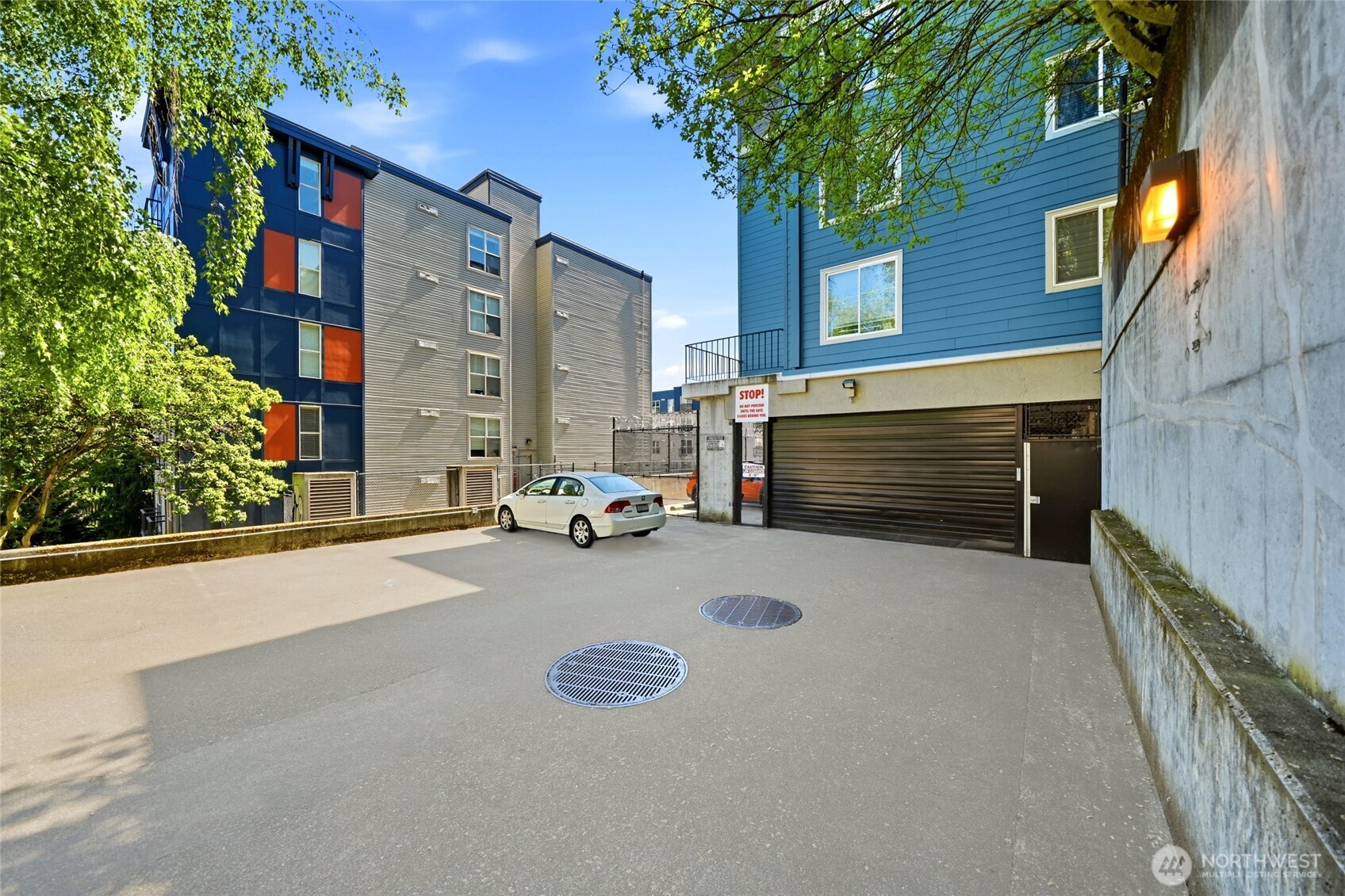 300 10th Avenue #A110, Seattle, WA 98122-7707
