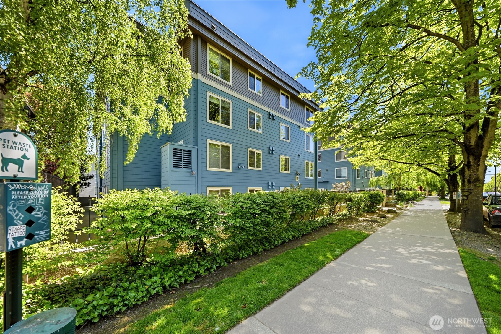 300 10th Avenue #A110, Seattle, WA 98122-7707