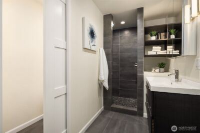 936 W Emerson Street #A, Seattle, WA 98119 - Photo 26