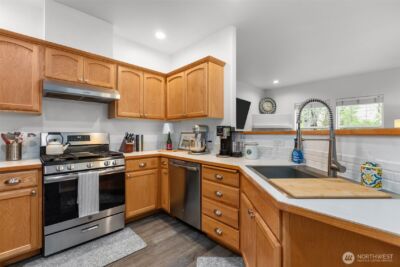 10617 NE Kingston Meadows Circle , Kingston, WA 98346 - Photo 4