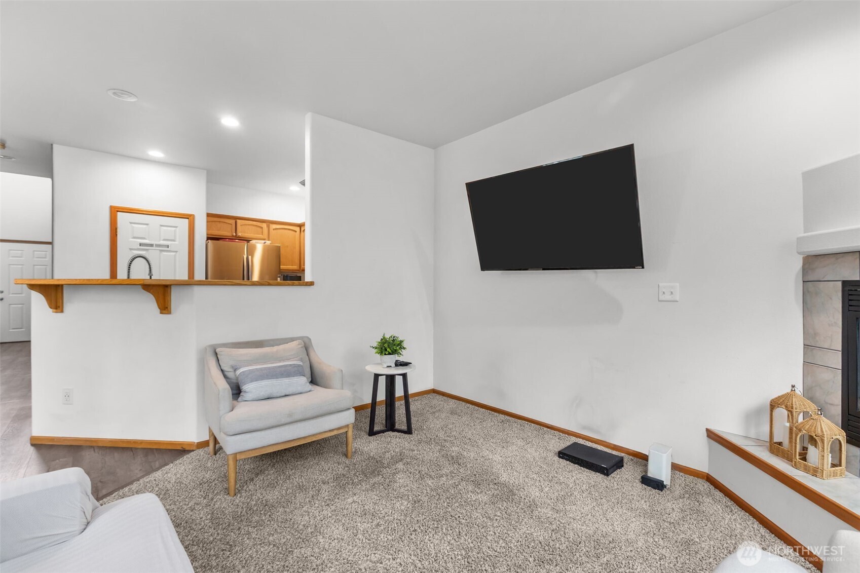10617 NE Kingston Meadows Circle , Kingston, WA 98346