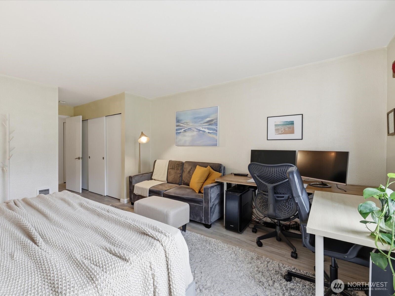 13259 15th Avenue NE #B7, Seattle, WA 98125