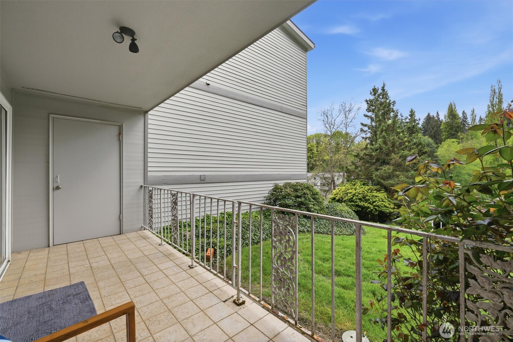 13259 15th Avenue NE #B7, Seattle, WA 98125