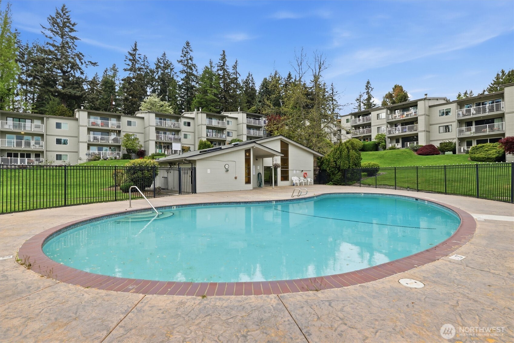 13259 15th Avenue NE #B7, Seattle, WA 98125