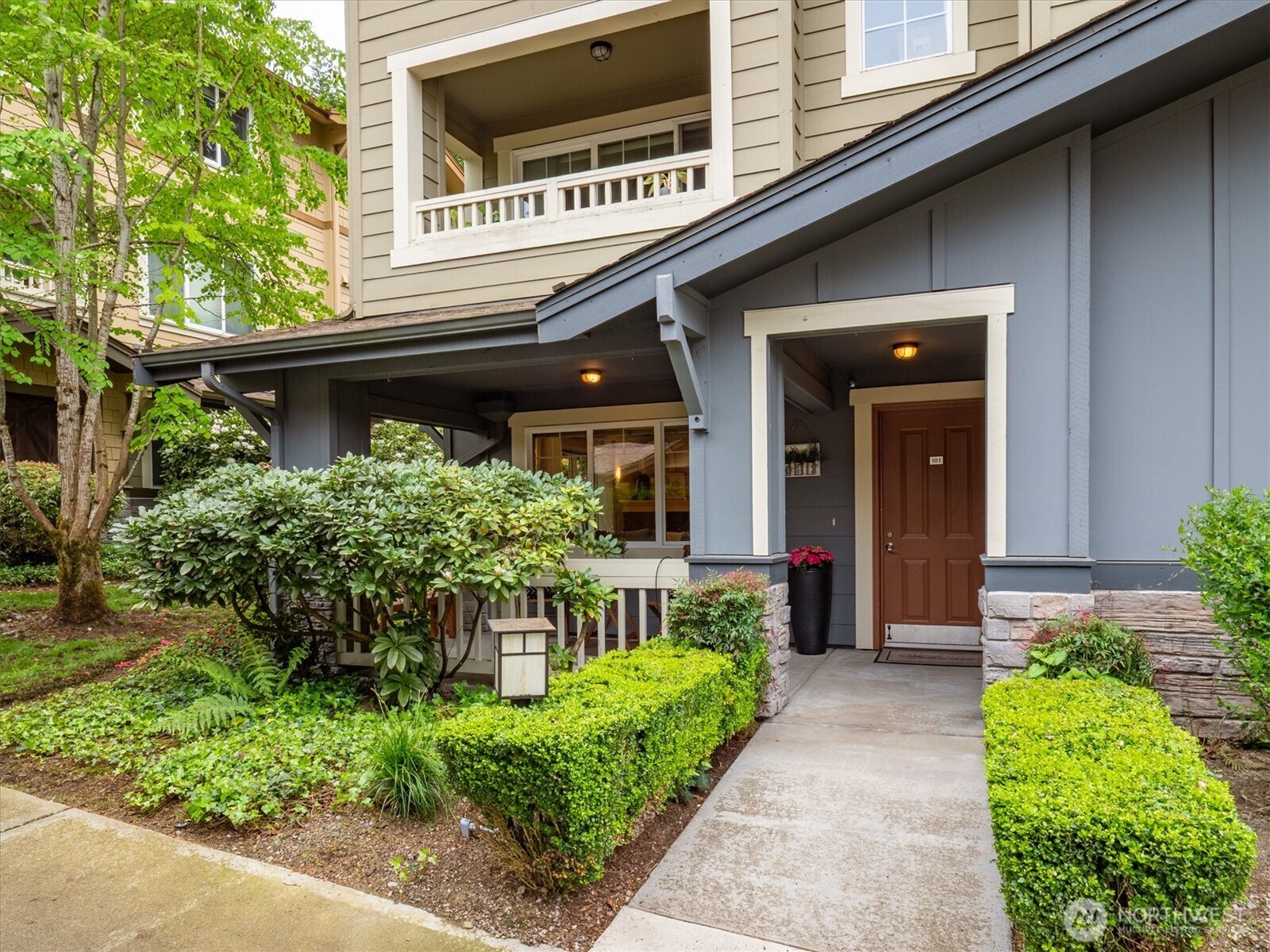 11304 124th Avenue NE #101, Kirkland, WA 98033