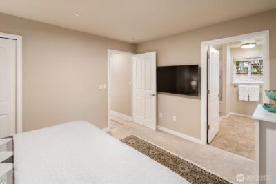 11304 124th Avenue NE #101, Kirkland, WA 98033 - Photo 13