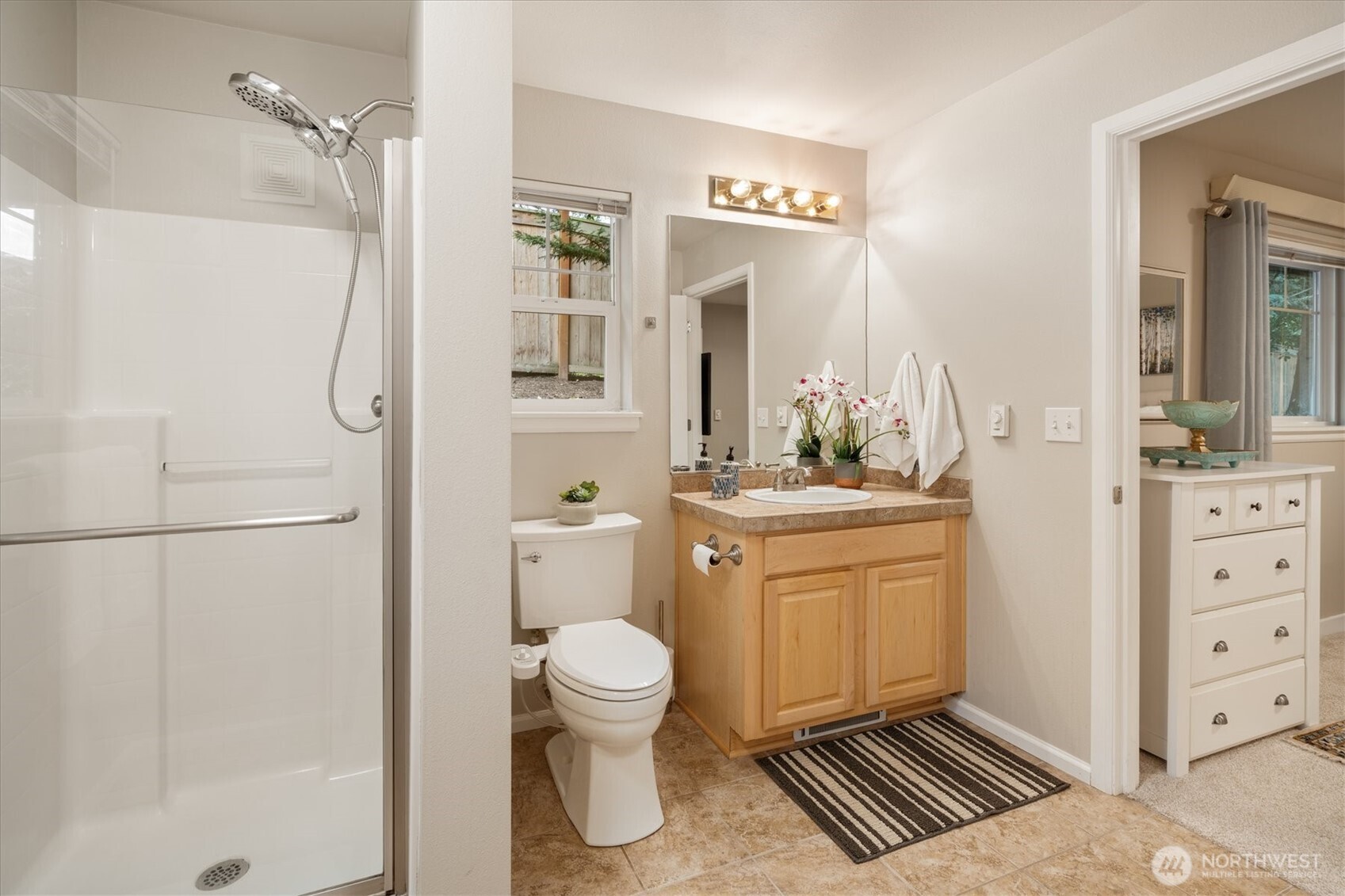 11304 124th Avenue NE #101, Kirkland, WA 98033
