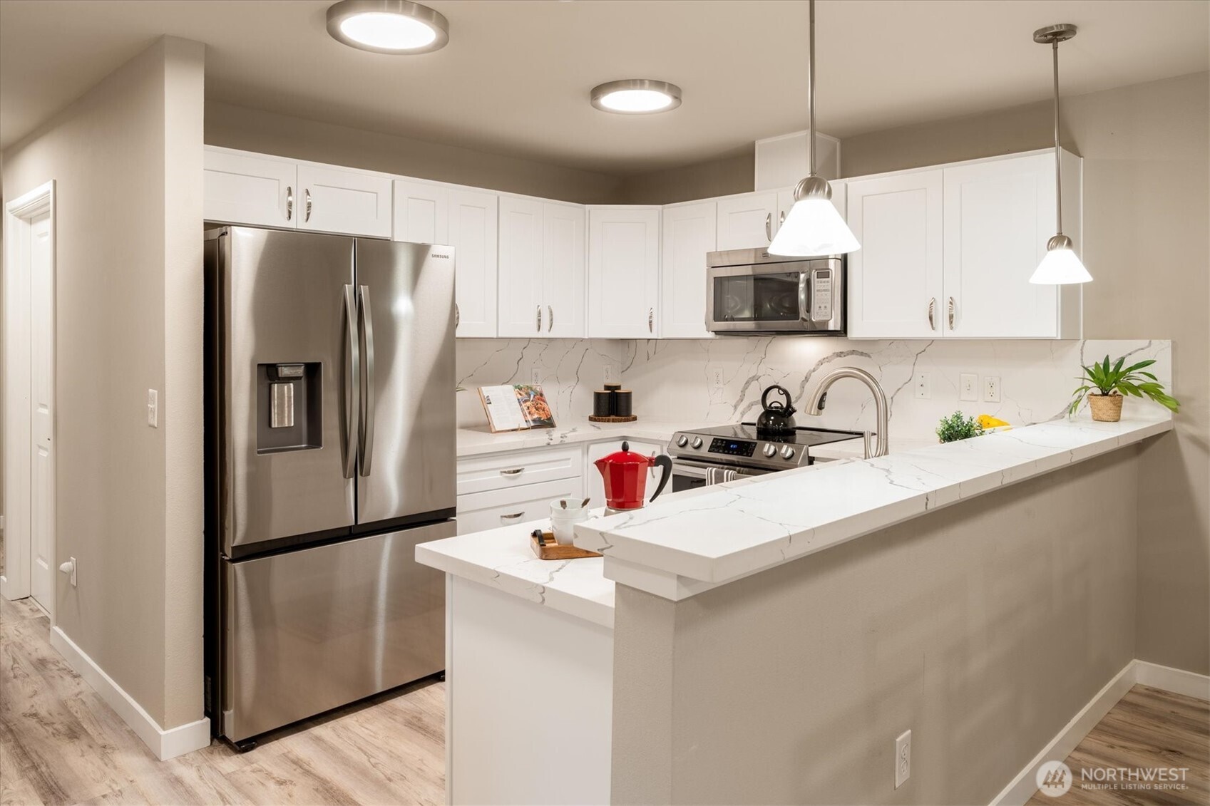 11304 124th Avenue NE #101, Kirkland, WA 98033