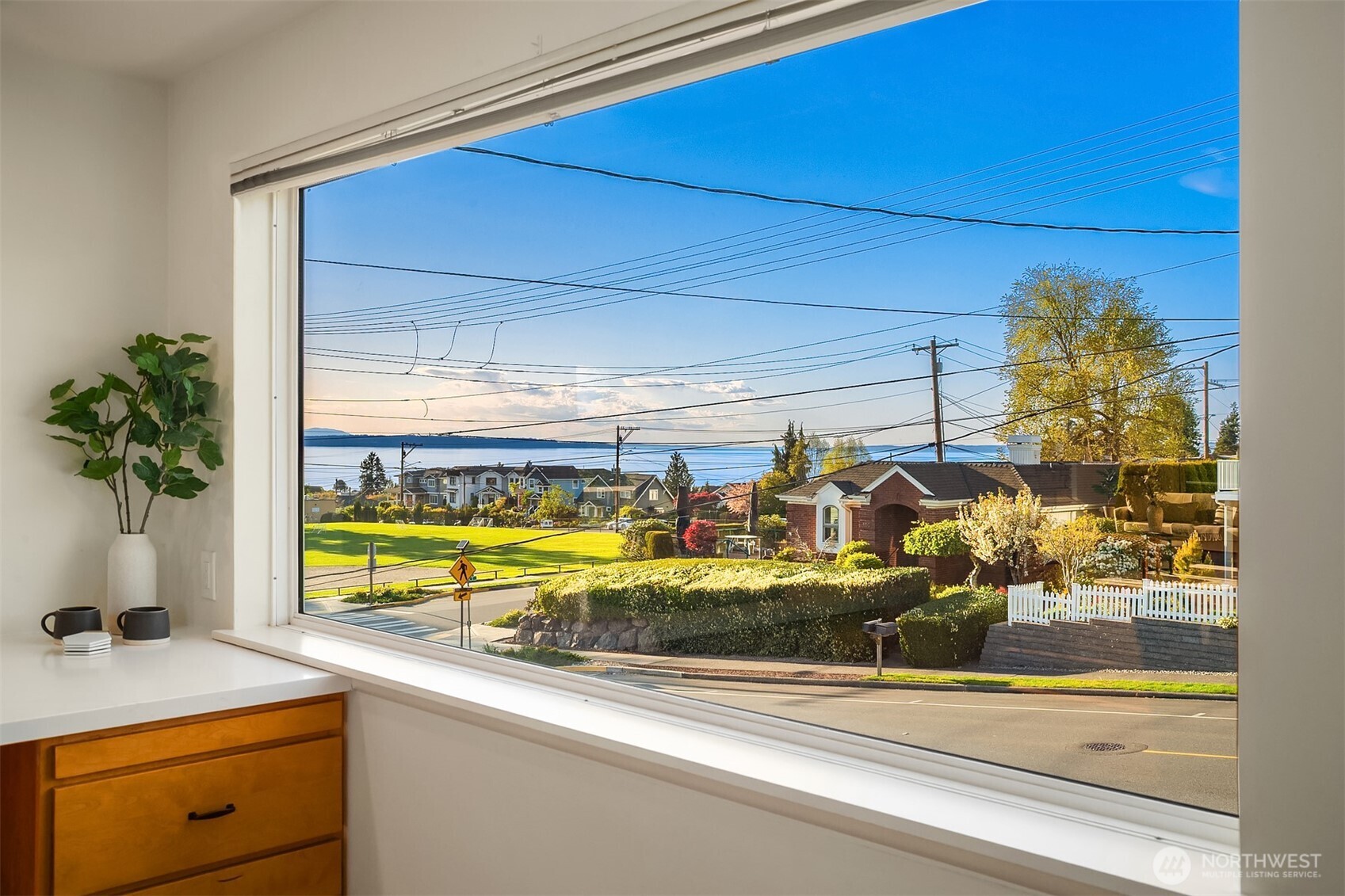 814 Dayton Street , Edmonds, WA 98020